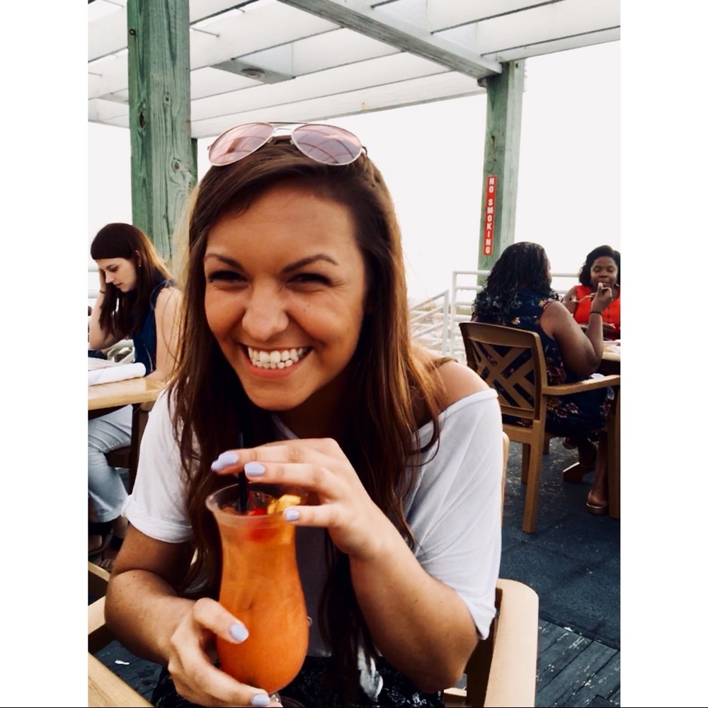 Meet your Posher, Halie
